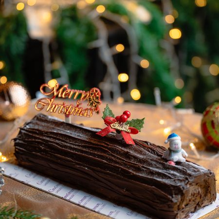 Chocolate Yule Log (1Kg)